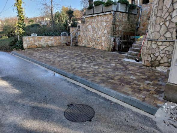 Vila Breskvar Mugeba Εξωτερικό φωτογραφία
